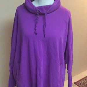 Women’s size 22/24 purple full-beauty sport sweatshirt, long sleeved.